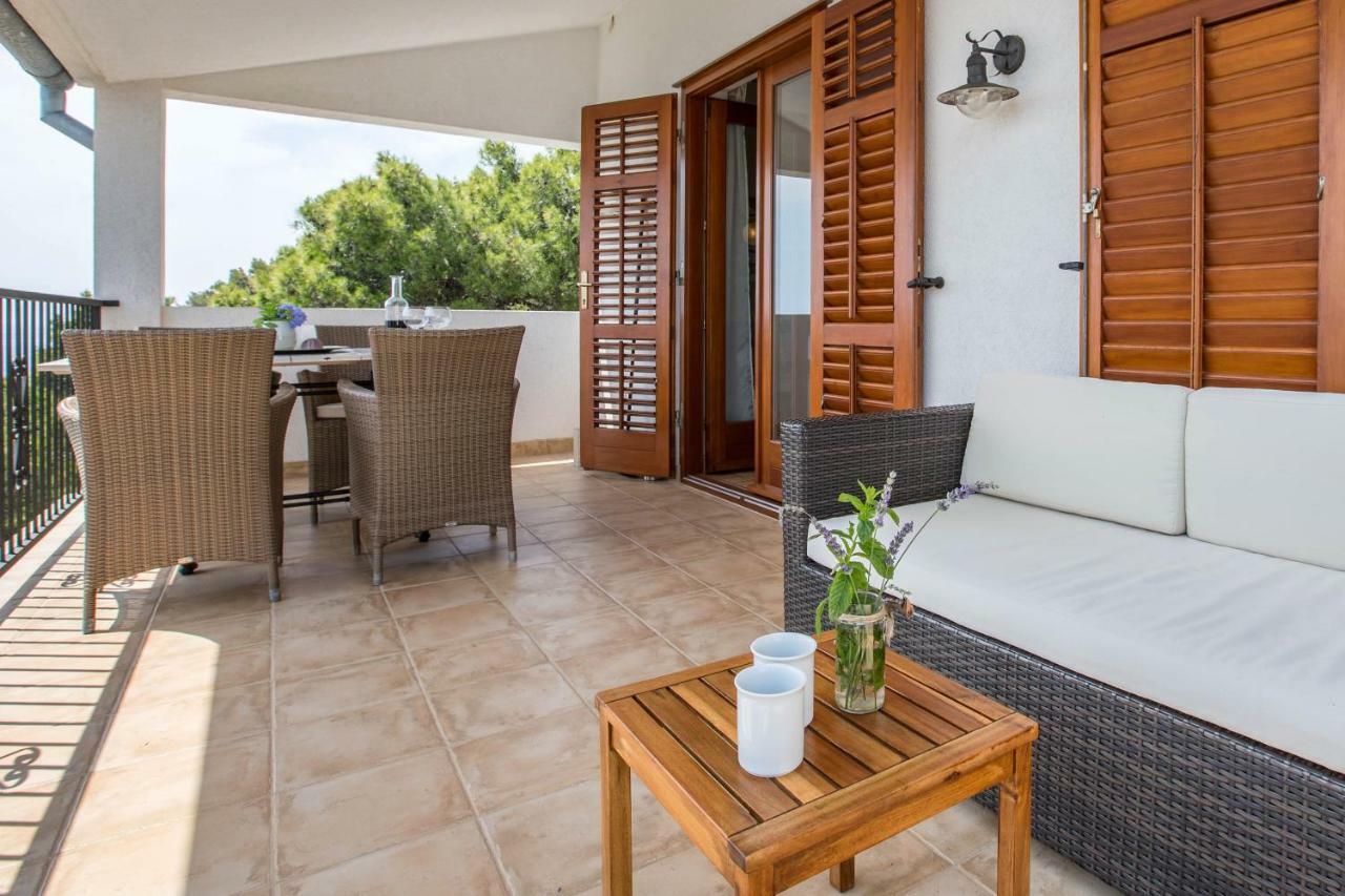 villa pod borom Sveta Nedelja  Esterno foto