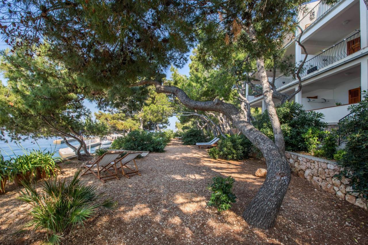 villa pod borom Sveta Nedelja  Esterno foto